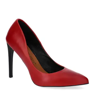 Szpilki czerwone na czarnym obcasie 