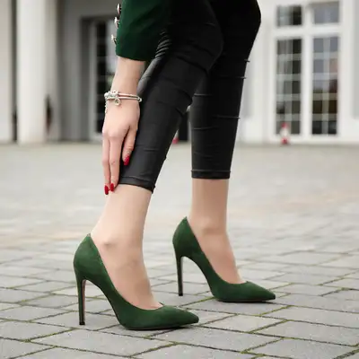 Szpilki zielone zamszowe 