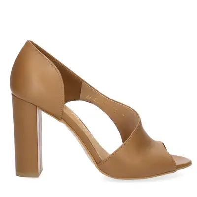 Czółenka brązowe peep toe na słupku