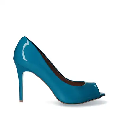 Czółenka niebieskie peep toe na szpilce