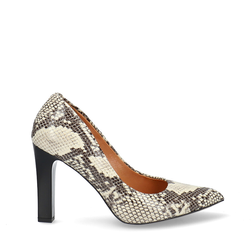 Czólenka beżowe skóra węża - ArturoVicci.pl